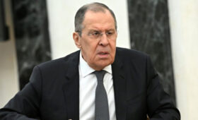 Лавров заявил о намерении Европы и Зеленского объединить армии под флагами нацизма