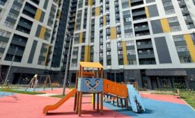 48 дворов благоустроят в центре Москвы до конца года на средства от платных парковок