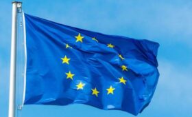 Глава МИД Греции намекнул на вступление одной страны в ЕС в 2027 году