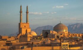 Посол Ирана Могадам: Тегеран вышел из напряженной фазы конфликта