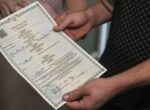Свидетельство о рождении останется единственным бумажным документом в ЗАГСах РФ