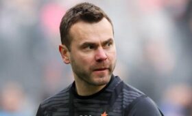 Вратарь ЦСКА Акинфеев объявил, что больше не сыграет в текущем сезоне из-за травмы
