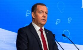 Медведев: в конфликте США и Ирана победил здравый смысл