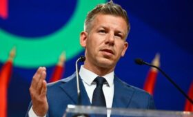 Мадьяр заявил, что не поддерживает ускоренное вступление Украины в ЕС