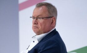 Глава ВТБ Костин предложил Набиуллиной резко сократить число финучреждений