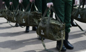 Белоусов заявил об опережающем комплектовании ВС России контрактниками