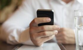 Депутат Гусев призвал создать в России перечень «белых VPN»