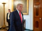 Трамп покинул отель в Вашингтоне, где произошла стрельба