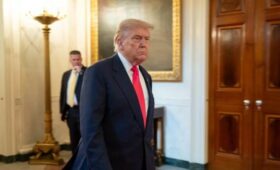 Трамп покинул отель в Вашингтоне, где произошла стрельба