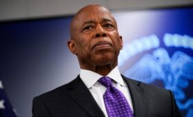 Бывший мэр Нью-Йорка получил гражданство Албании