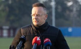 Сийярто заявил, что не жалеет о налаживании отношений с Россией