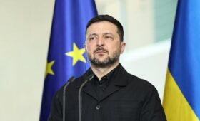 РИА Новости: Зеленский летал в Эр-Рияд и Баку VIP-бортом с «черным налом»