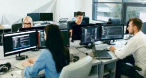 Короткая рабочая неделя ждет россиян в конце апреля