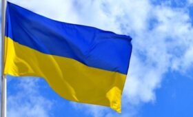 ЕК предложила выделить Киеву 45 млрд евро в счет заблокированных 90 млрд