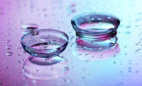 Врач Шилова: прогулка под дождем в линзах может закончиться потерей зрения