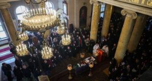 Прощание с художником Владимиром Шинкаревым завершилось в Санкт-Петербурге