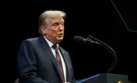 Трамп заявил о скором восстановлении поставок нефти