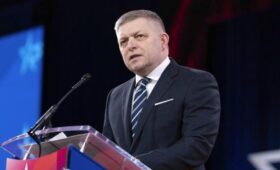 В Словакии заявили о риске покушения на Фицо в случае поездки на Украину