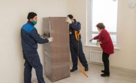 Более 66 тыс семей получили помощь при переезде по программе реновации в Москве