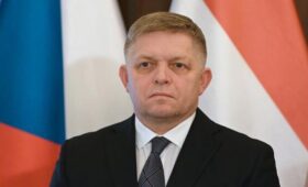 В Польше заявили, что вопрос пролета Фицо в Москву разрешился