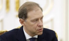 Мантуров заявил, что РФ опережает партнеров по технологиям, используемым в «Сармате»