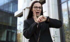 Эксперт Коломацкая: опоздание более чем на 30 минут наносит урон репутации