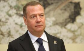 Медведев заявил, что Германия не имеет достаточной правовой основы для существования