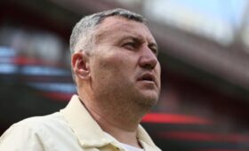 ФК «Акрон» прекратил сотрудничество с главным тренером Зауром Тедеевым