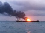Пожар произошел на грузовом судне у берегов ОАЭ