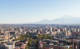 В МИД РФ заявили, что у Армении не получится танцевать на двух свадьбах в контексте ЕАЭС