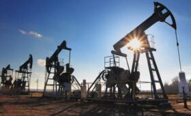 Бюджет РФ из-за подорожания нефти получит дополнительные 200 млрд рублей