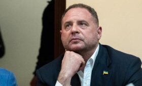 Ермак заявил, что читал в СИЗО книгу про Трампа