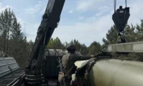 Военные РФ на учениях приводили части ядерного оружия в высшую боеготовность