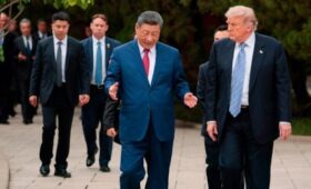 NYT: Си Цзиньпин упомянул Путина во время встречи с Трампом