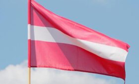 МИД Латвии выразил протест дипломату РФ после заявления СВР