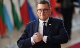 Премьер Эстонии будет находиться в приграничной с Россией Нарве 9 мая
