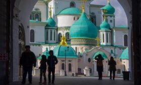 Специалист Карагодин: зумеры легко могут найти спутника жизни в храме