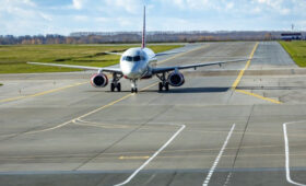 Минпромторг РФ выделит до 4,5 млрд руб на продление ресурса Superjet 100