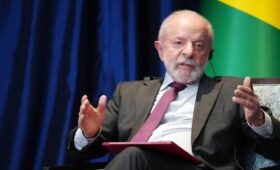 Президент Бразилии заявил, что Трамп не думает о возможности вторжения на Кубу