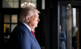 США ждут от Ирана письменного отказа от планов по разработке ядерного оружия