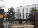 Посольство РФ потребовало гуманного содержания экстрадированных в США россиян