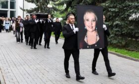 Актрису Галину Ненашеву похоронили на Троекуровском кладбище