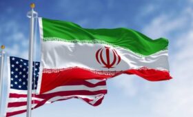 Tasnim: США согласились приостановить санкции против иранской нефти на время переговоров