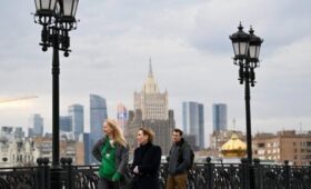 Температура воздуха в Москве продолжит снижаться