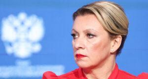 Захарова заявила о принудительной выдаче гражданства США детям дипломатов РФ