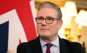 Стармер заявил, что не уйдет в отставку