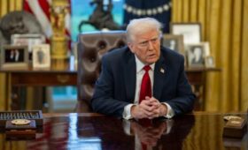 Трамп заявил, что США проведут операцию по выводу судов из Ормузского пролива