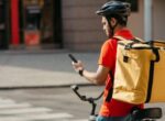 В Москве утвердили новый регламент работы курьерских служб