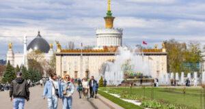 Территорию ВДНХ и парка «Останкино» обработают от клещей 5–6 мая