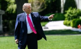 Трамп заявил, что США придется «выкапывать ядерную пыль» Ирана